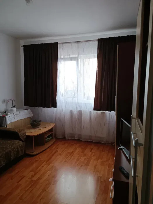 Apartament 2 camere decomandat zona Bartolomeu