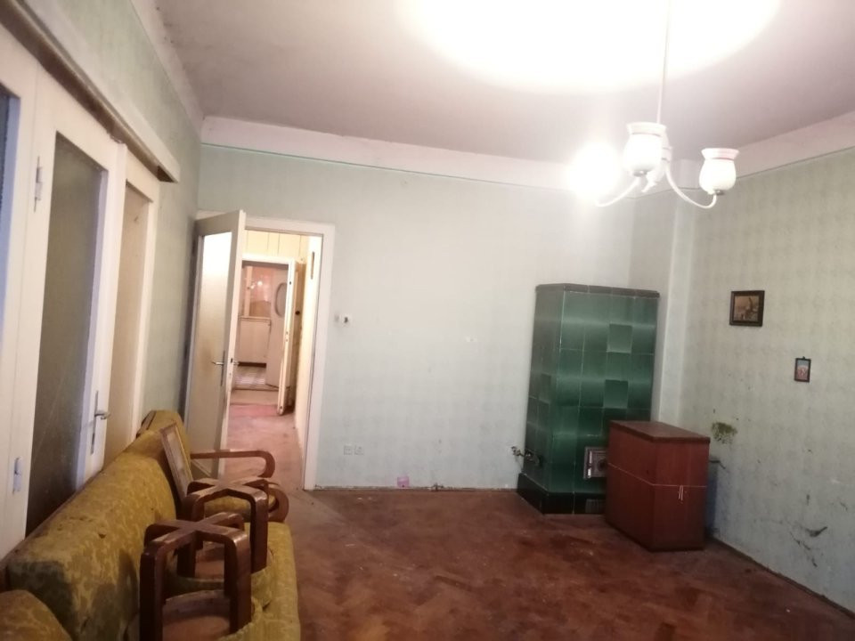 Apartament 2 camere Piata Sfatului Brasov, 