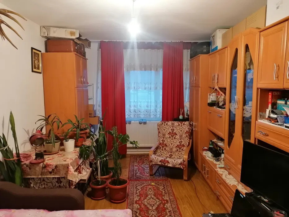 Apartament 3 camere Zona Astra 