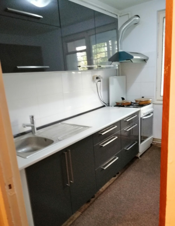 Apartament 3 camere, B-dul Victoriei, Centrul Civic Brașov