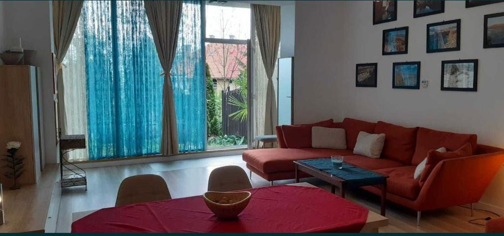 Apartament 3 camere  Centru Istoric  Brasov