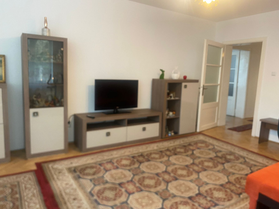 Apartament 3 camere Zona Centrul  Istoric 