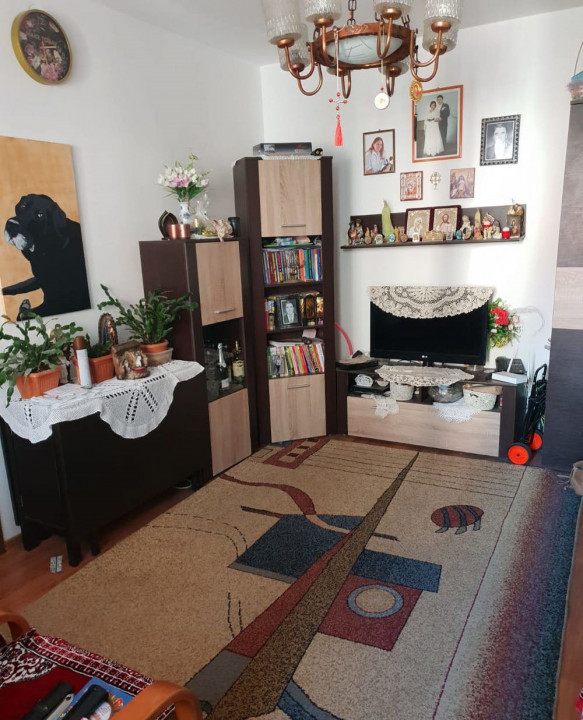  Apartament 3 camere Zona  Vlahuta 