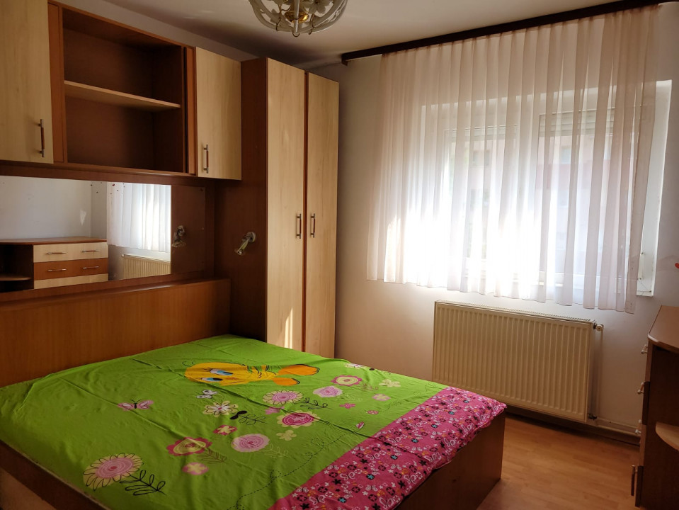 Apartament 3 camere, Zona Județean, Brașov