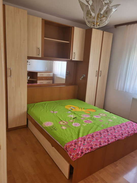 Apartament 3 camere, Zona Județean, Brașov