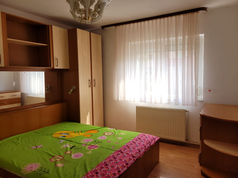 Apartament 3 camere, Zona Județean, Brașov