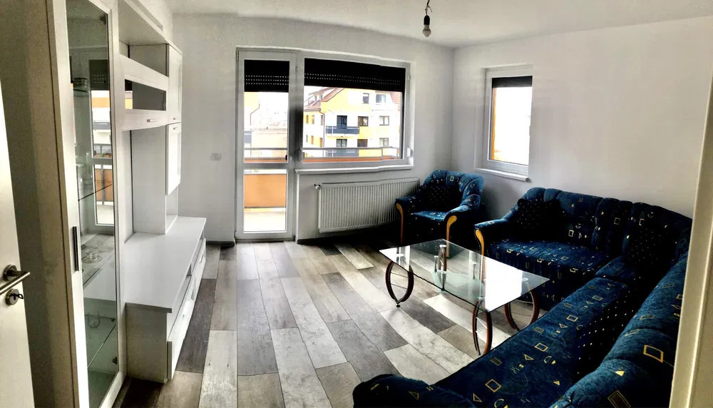 Apartament 3 camere  Zona Tractorul