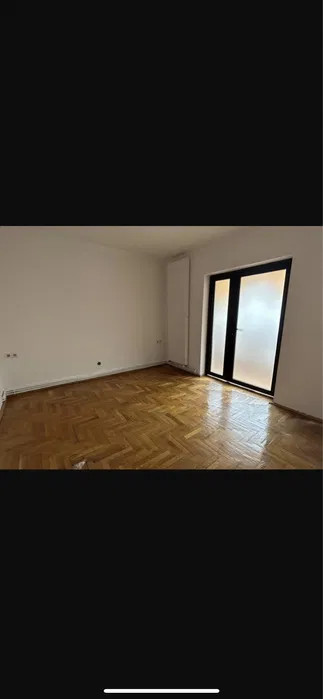 Apartament 3 camere Zona Grivitei 