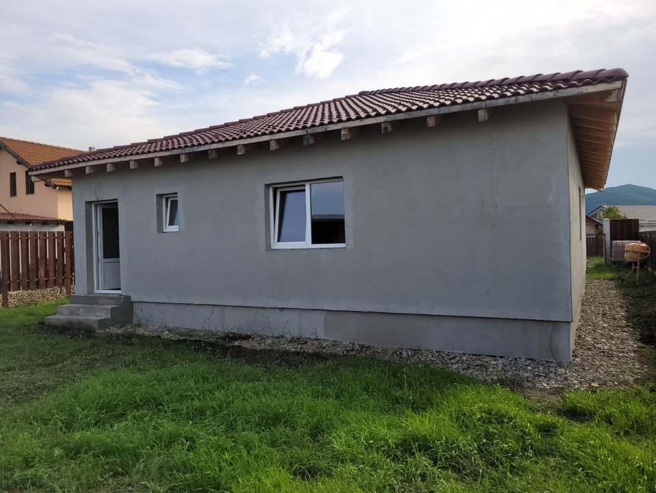 Casa de vanzare, 4 camere, localitatea Hărman