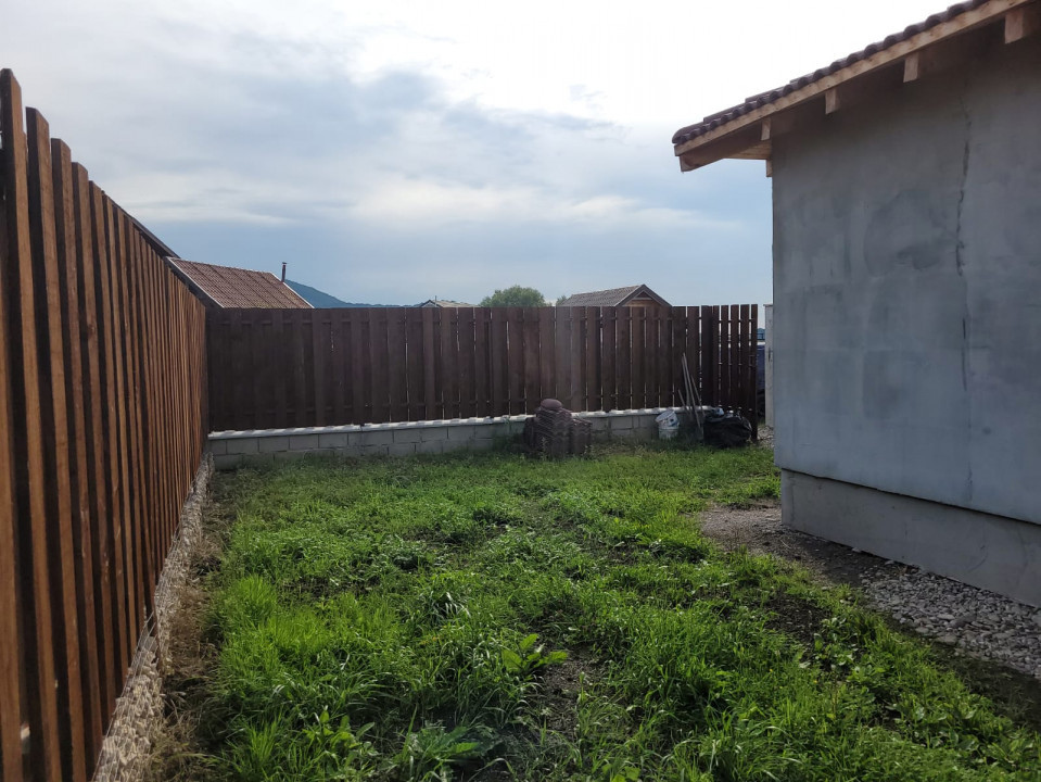 Casa de vanzare, 4 camere, localitatea Hărman