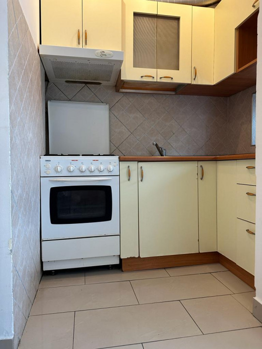 Apartament cu 4 camere Centrul Civic