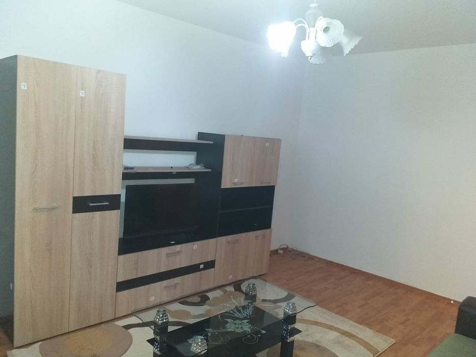 Inchiriez apartament 2 camere zona Coresi brasov