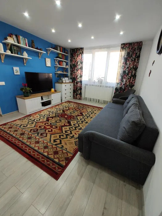 Apartament 4 camere Zona Centrul Civic 