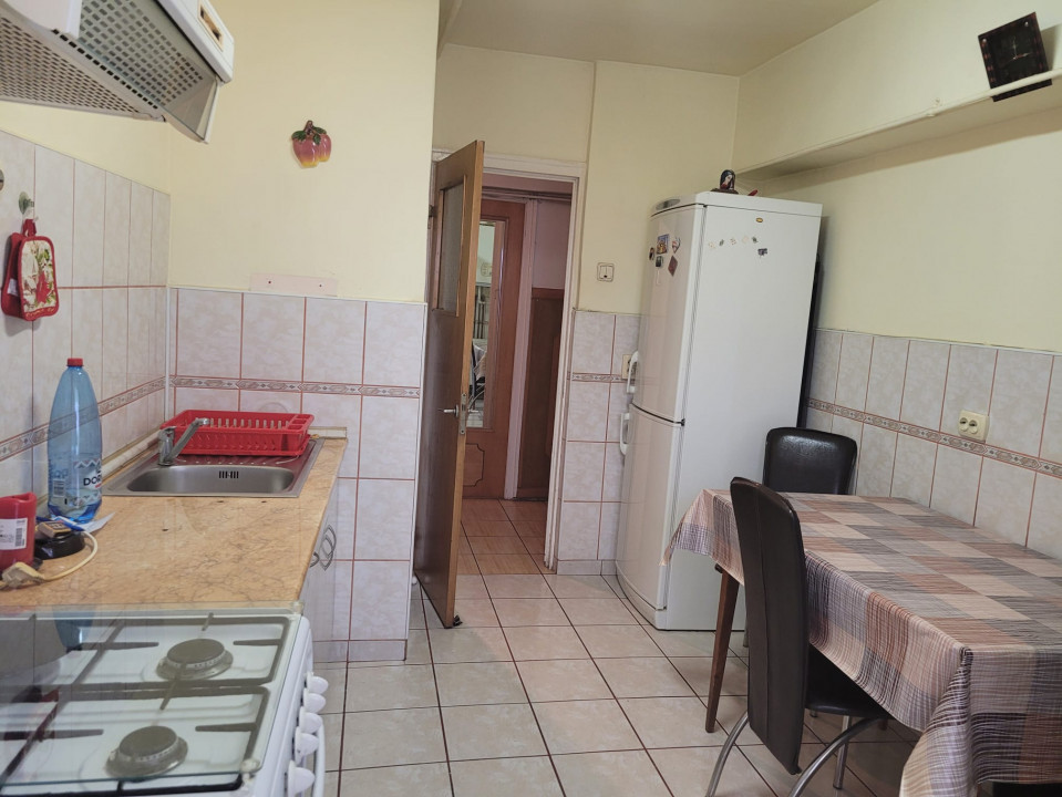 Apartament decomandat situat în Cartierul  Craiter