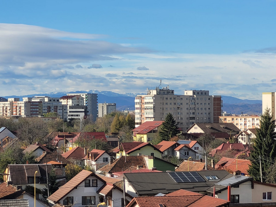 Apartament decomandat situat în Cartierul  Craiter