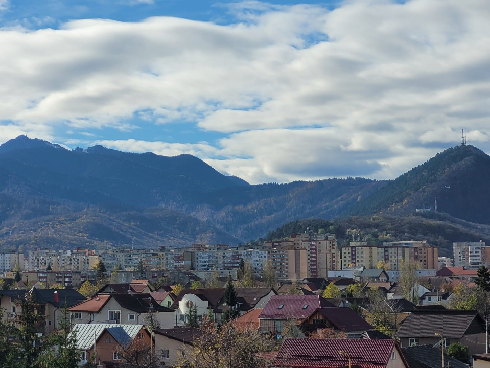 Apartament decomandat situat în Cartierul  Craiter