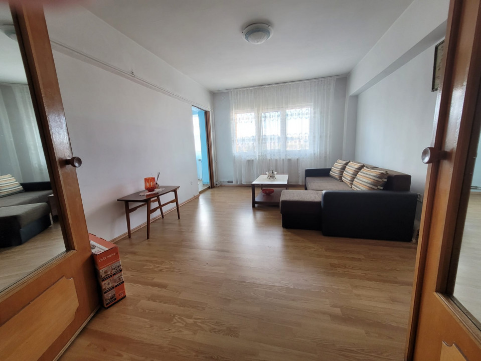 Apartament decomandat situat în Cartierul  Craiter