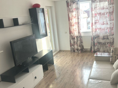 Oferim spre inchiriere apartament  zona Coresi