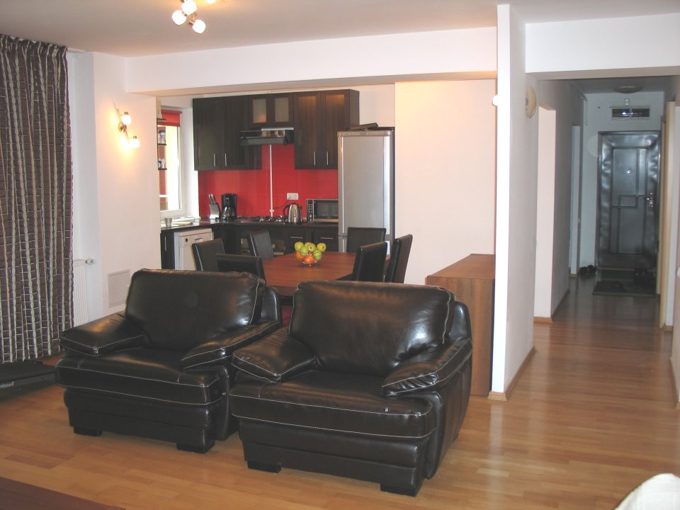 Apartament 4 camere situat in Brasov - Europe Residence 