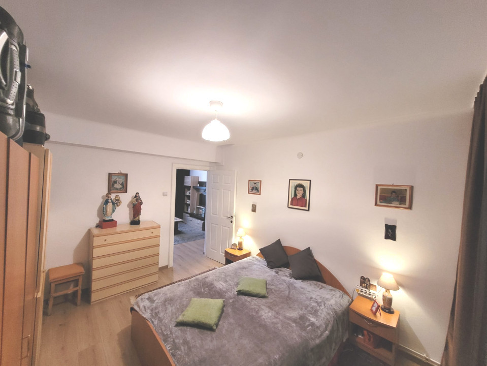 APARTAMENT 2 CAMERE ZONA CENTRUL CIVIC 