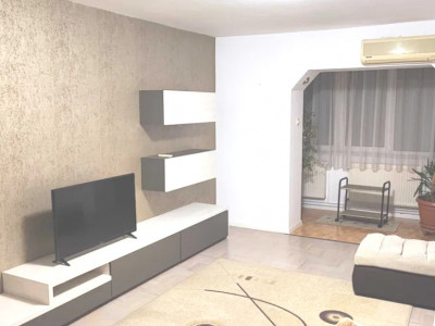 Apartament 3 Camere de inchiriat (Racadau Brasov)