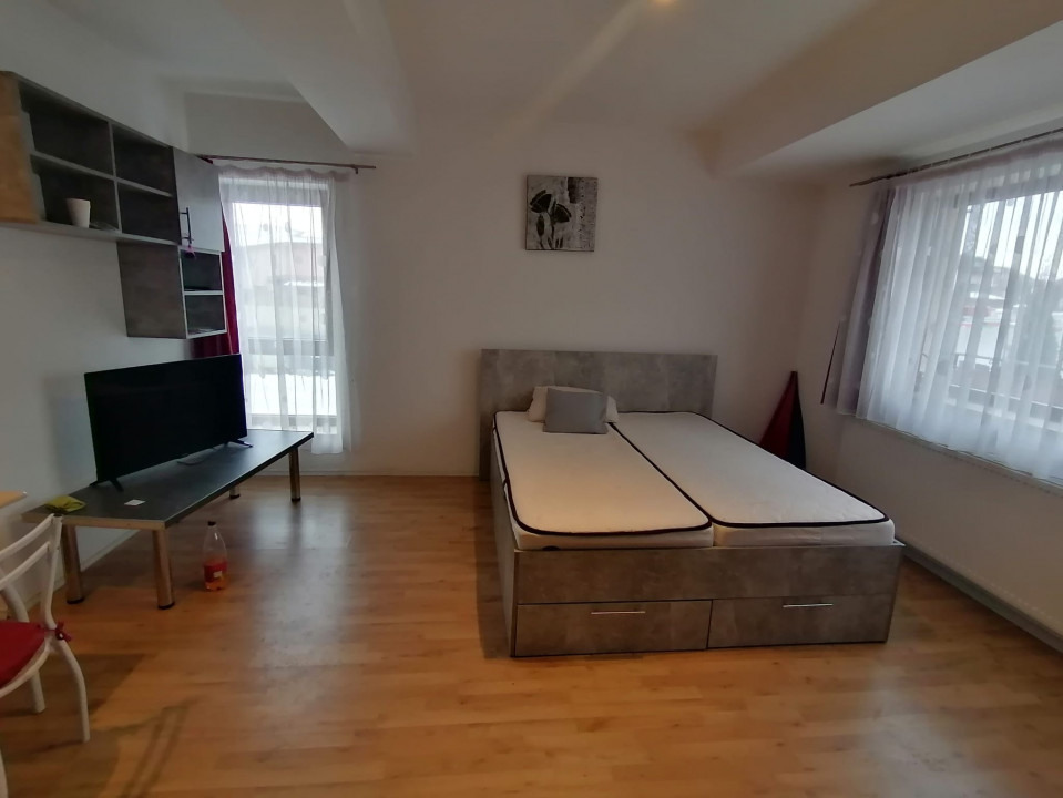 Apartament nou zona Tractorul mobilat si utilat