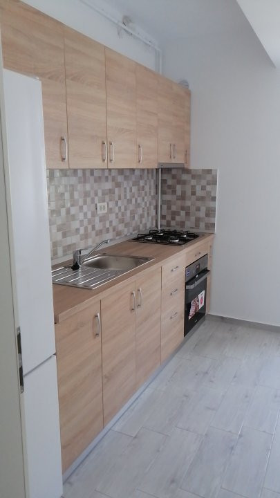 Apartament 2 camere, complet mobilat, zona Tractorul