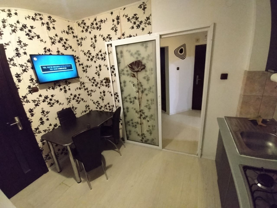 Apartament 2 camere (mobilat-utilat ), situat în zona Bartolomeu.