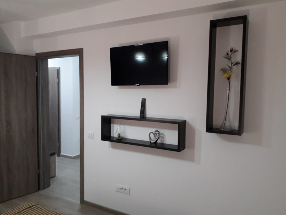 Apartament 2 camere Zona Coresi !