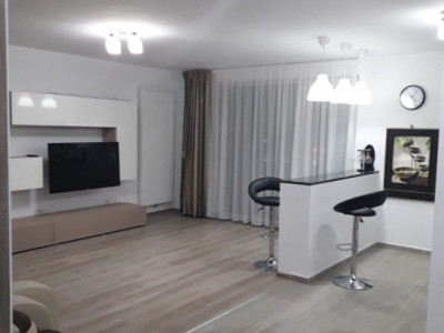 Apartament 2 camere Zona Coresi !