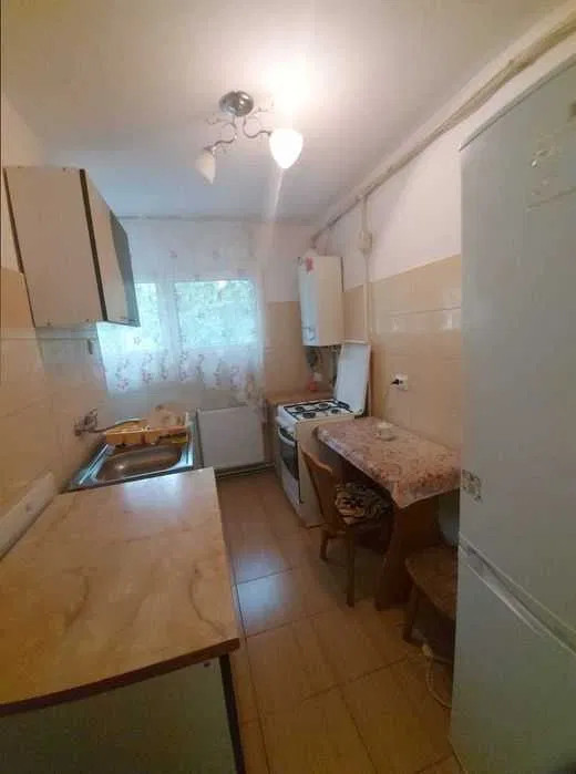 Apartament 2 camere, situat în zona Astra