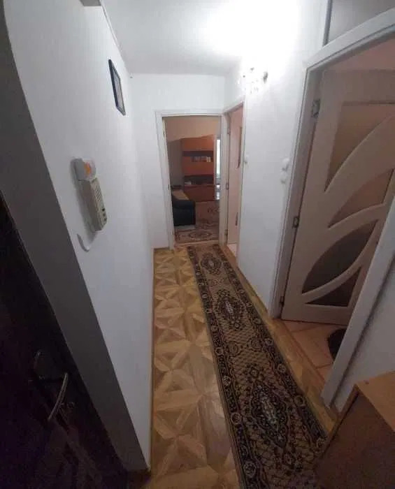 Apartament 2 camere, situat în zona Astra