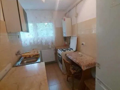 Apartament 2 camere, situat în zona Astra