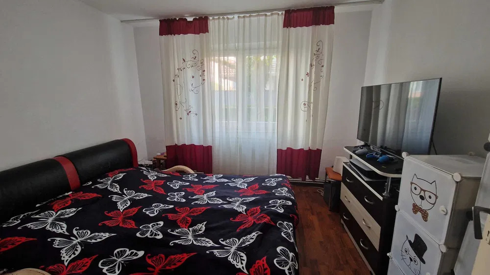 Apartament 3 camere(utilat-mobilat), situat in zona Astra.