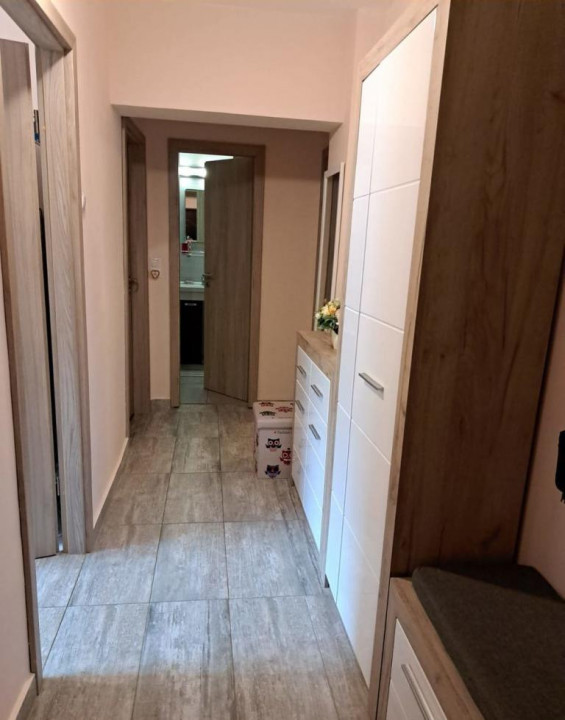 Apartament 2 camere, situat în zona Grivitei.