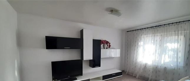 Apartament 2 camere (utilat-mobilat) zona Bartolomeu 