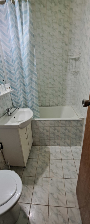 Apartament 2 camere (utilat-mobilat) zona Astra.