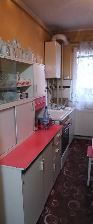 Apartament 2 camere , situat în zona Astra