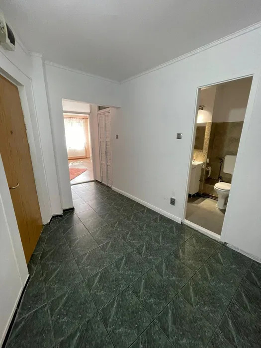 Apartament 2 camere (mobilat-utilat ), situat în zona Racadau