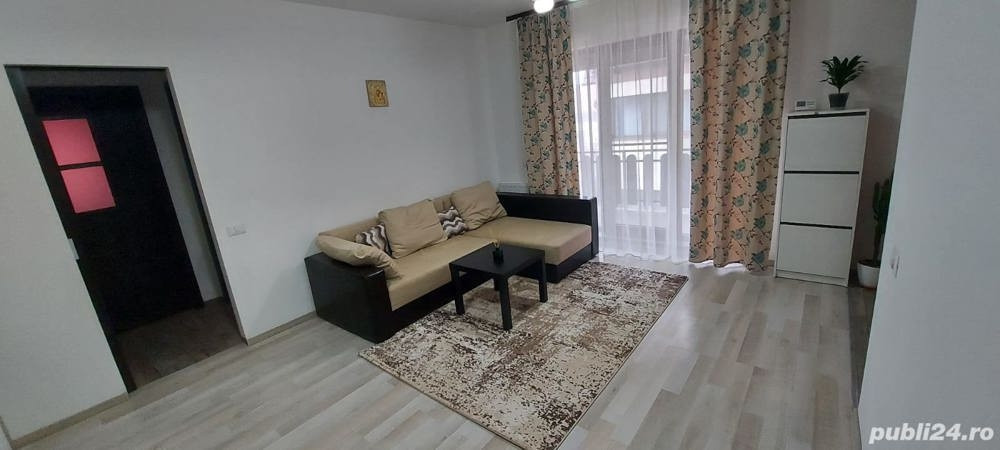 Inchiriere apartament 2 camere, Tractorul