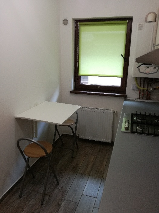 Inchiriere apartament 2 camere, Tractorul