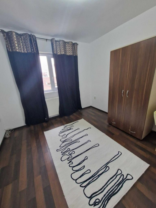 Apartament 2 camere (utilat-mobilat), situat în zona Coresi