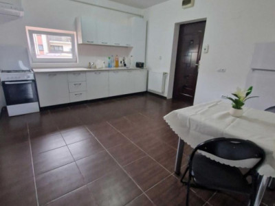 Apartament 2 camere (utilat-mobilat), situat în zona Coresi