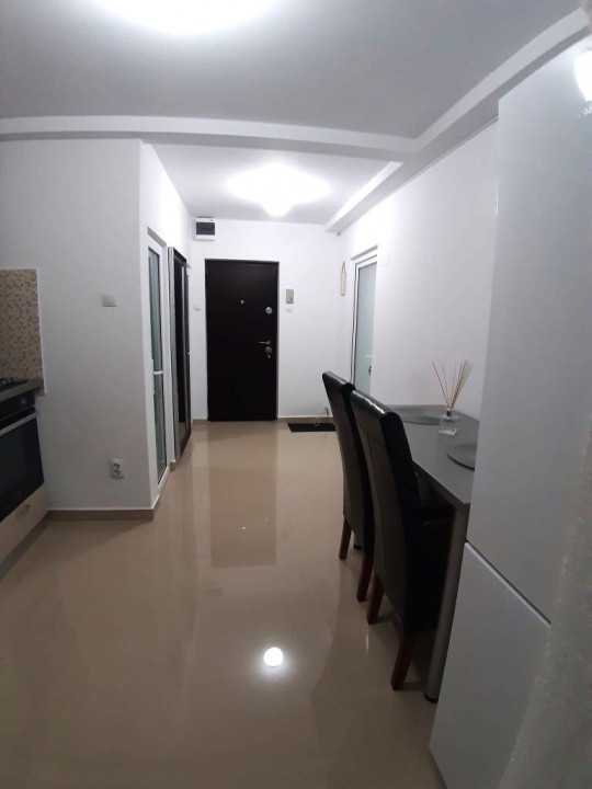 Apartament 2 camere(utilat-mobilat), situat în zona Racadau(B-dul Valea Cetatii)