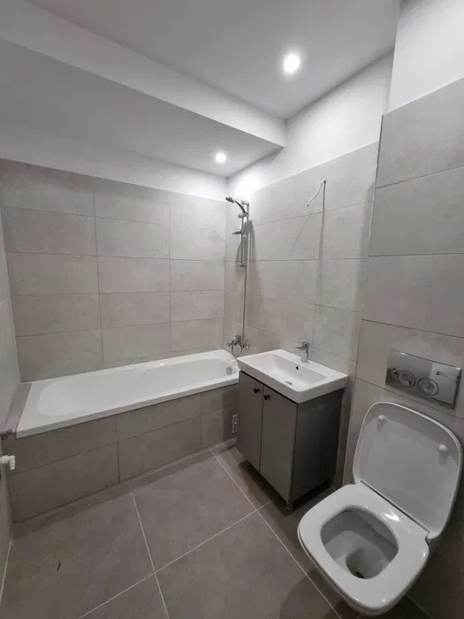 Apartament 2 camere, situat în zona Grivitei