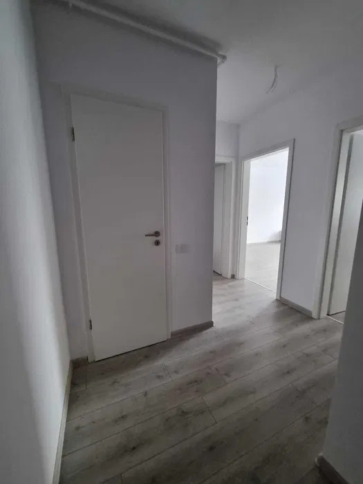 Apartament 2 camere, situat în zona Grivitei