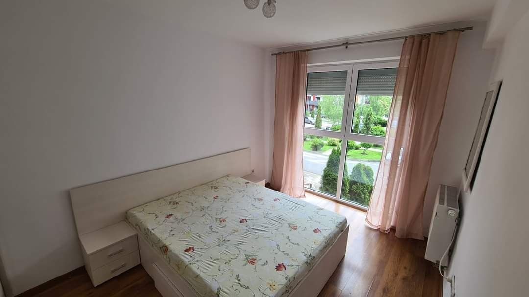 Apartament 2 camere(utilat-mobilat), situat în zona Avantgarden