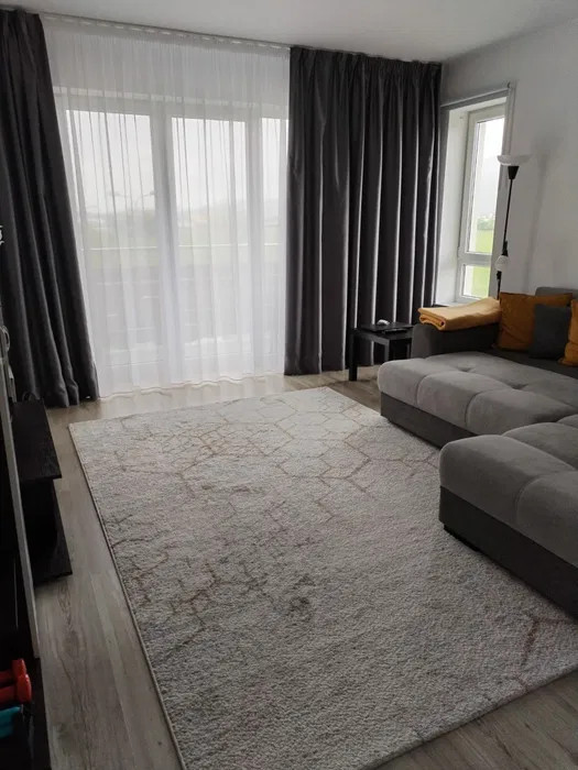 Apartament 2 camere(utilat-mobilat), situat în zona Racadau