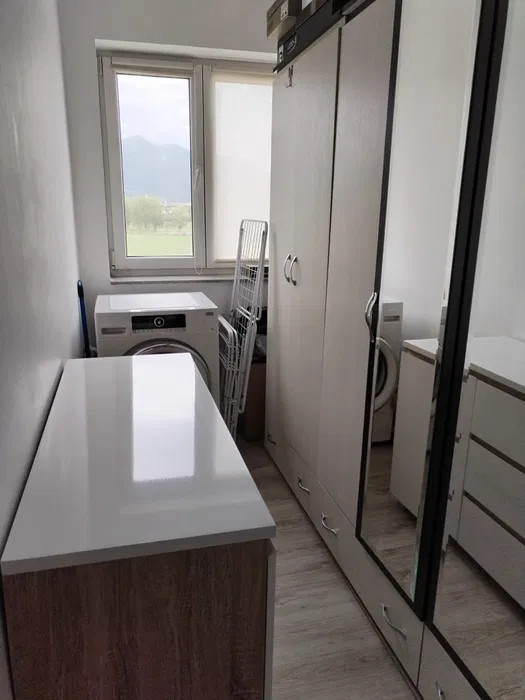 Apartament 2 camere(utilat-mobilat), situat în zona Racadau