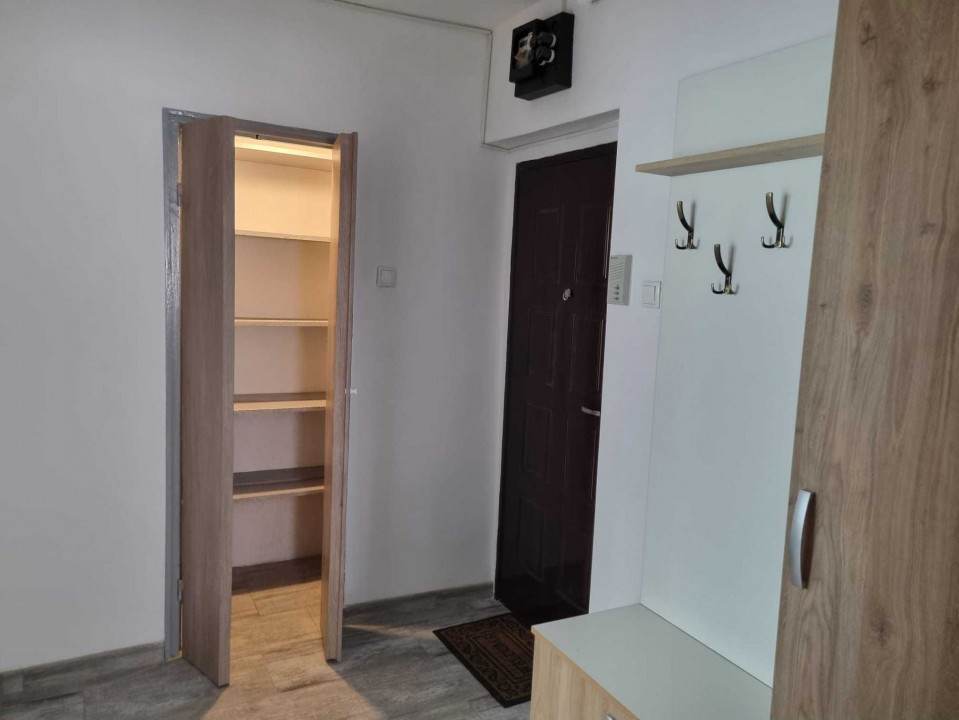 Apartament 2 camere(utilat-mobilat), situat în zona Vlahuta